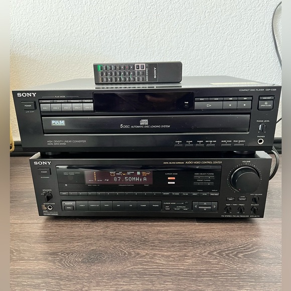 Sony CDP-C325 Compact Disc CD Player, 5 CD & STR-AV770 FM STEREO/FM-AM RECEIVER - Picture 1 of 9